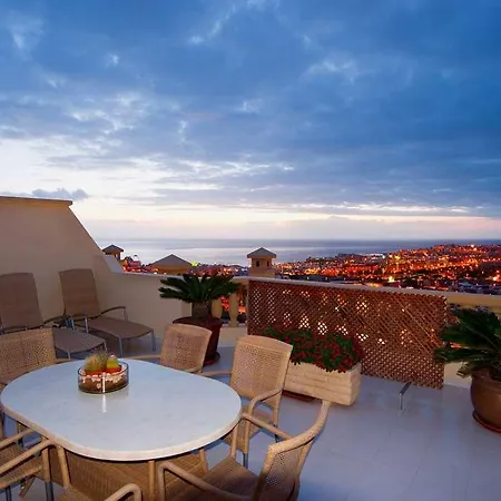 Ramada Residences By Wyndham Tenerife Адехе