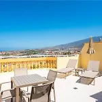 Ramada Residences By Wyndham Tenerife 호텔