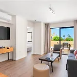Hotel Ramada Residences By Wyndham Tenerife Costa Adeje (Tenerife)