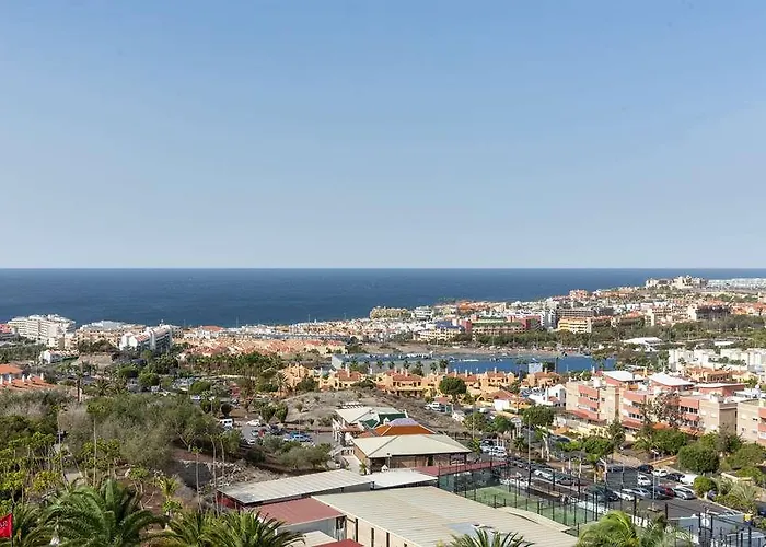 Hotel Ramada Residences By Wyndham Tenerife Costa Adeje (Tenerife)