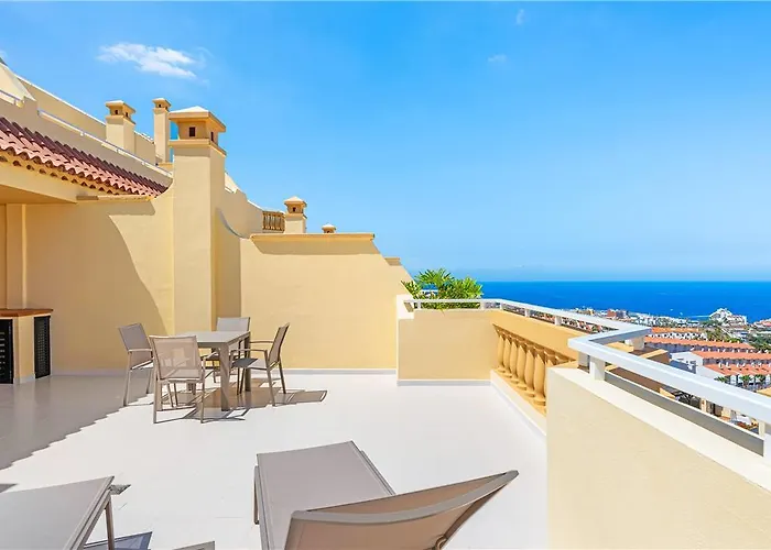 Hotel Ramada Residences By Wyndham Tenerife 3*