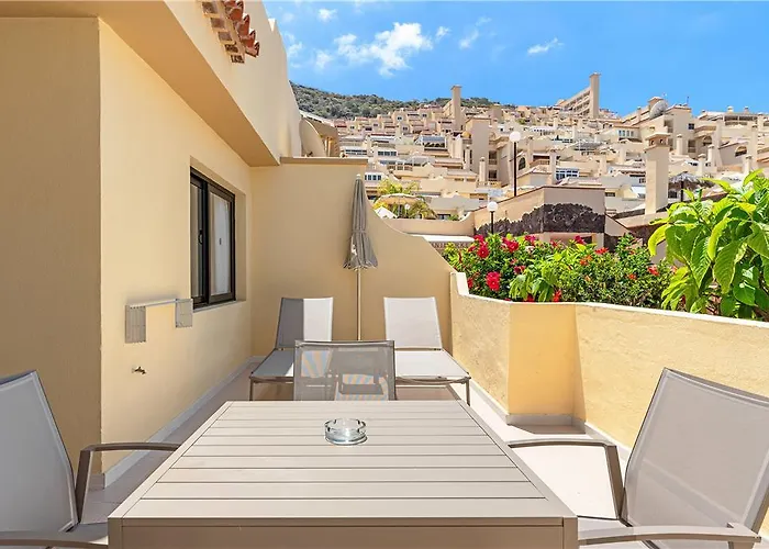 Hotel Ramada Residences By Wyndham Tenerife Costa Adeje (Tenerife)