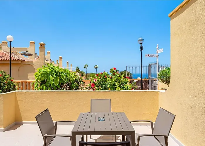 Ramada Residences By Wyndham Tenerife 3*