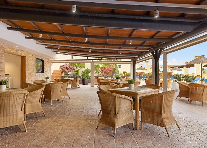 Hotel Ramada Residences By Wyndham Tenerife Costa Adeje (Tenerife)