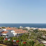 Hotel Ramada Residences By Wyndham Tenerife 3*