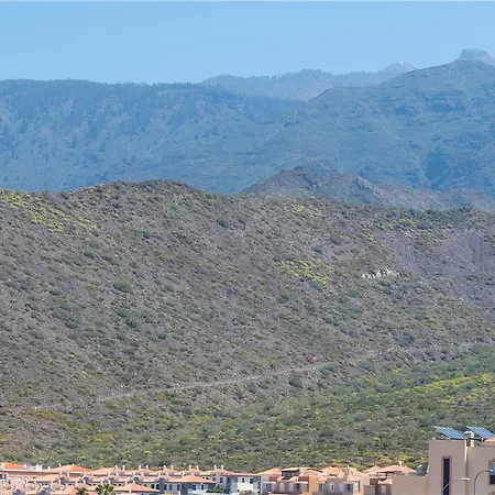 Ramada Residences By Wyndham Tenerife 酒店 4*