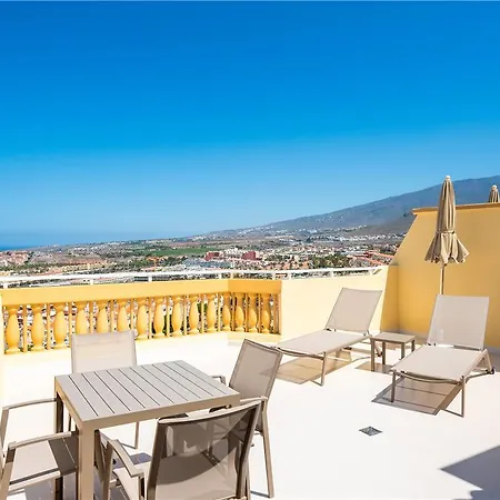 Ramada Residences By Wyndham Tenerife 酒店