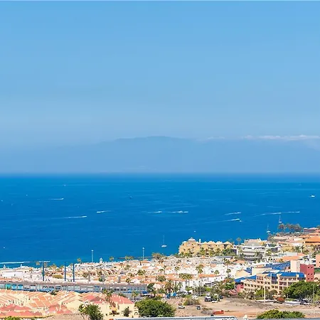 Ramada Residences By Wyndham Tenerife 4* 阿德耶