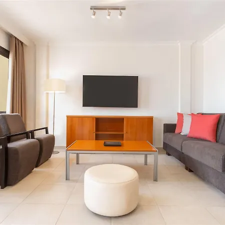 ホテル Ramada Residences By Wyndham Tenerife アデヘ