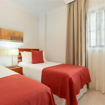 Ramada Residences By Wyndham Tenerife ホテル