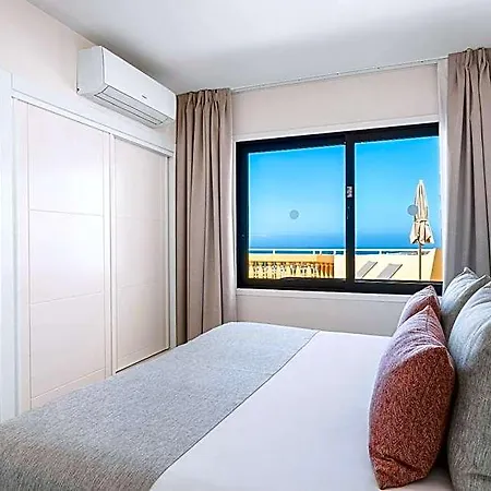 Ramada Residences By Wyndham Tenerife Ξενοδοχείο 4*