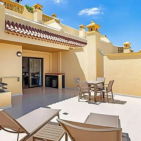 酒店 Ramada Residences By Wyndham Tenerife 4*
