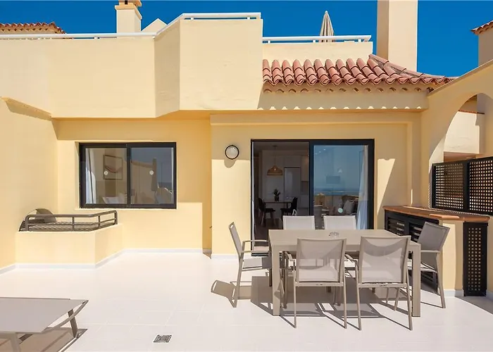 Ramada Residences By Wyndham Tenerife Hotel Costa Adeje (Tenerife)