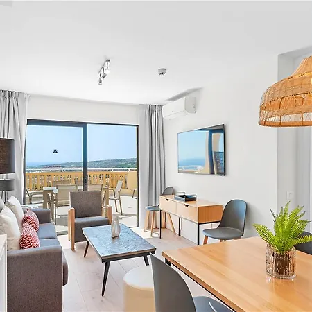 Hotel Ramada Residences By Wyndham Tenerife 4*